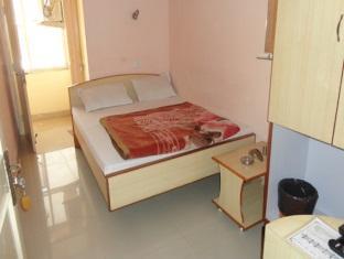 Tarun Hotel Джайпур Екстериор снимка