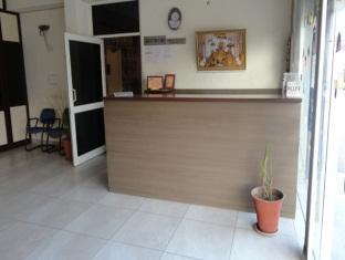 Tarun Hotel Джайпур Екстериор снимка